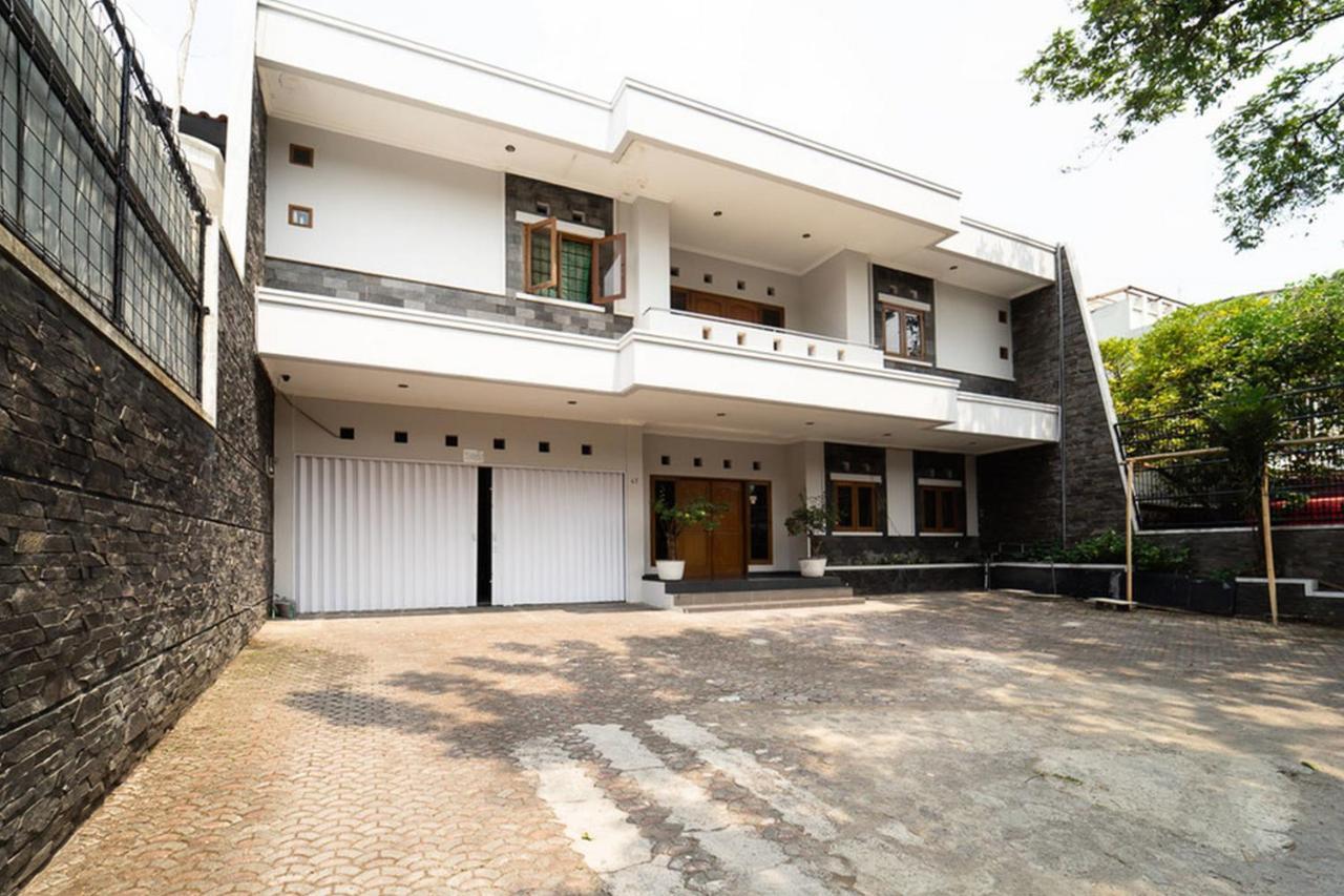 Koolkost Near Padjadjaran University - Minimum Stay 6 Nights Бандунг Экстерьер фото
